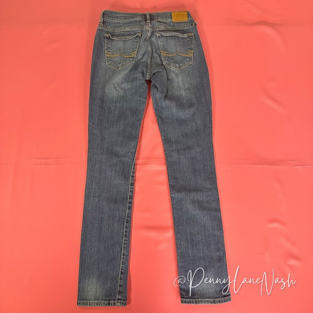 Lucky Brand Mid Rise Sweet n' Straight Jeans Tanzanite Blue - Picture 10 of 14